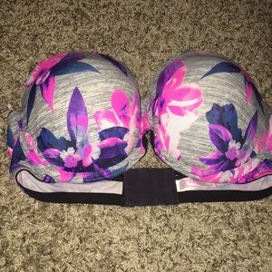 Push up strapless bra